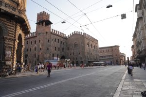 Bologna strax intill piazza Magiore