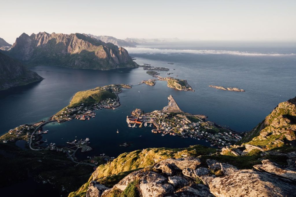 Utsikt från reinebringen över Reine, Lofoten